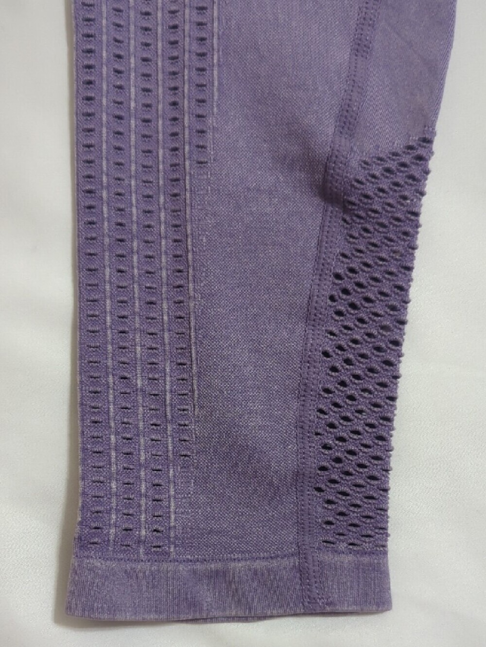 Fabletics Sync Seamless High-Waisted 7/8 Legging, Color Washed Violetta Size M - Picture 7 of 16